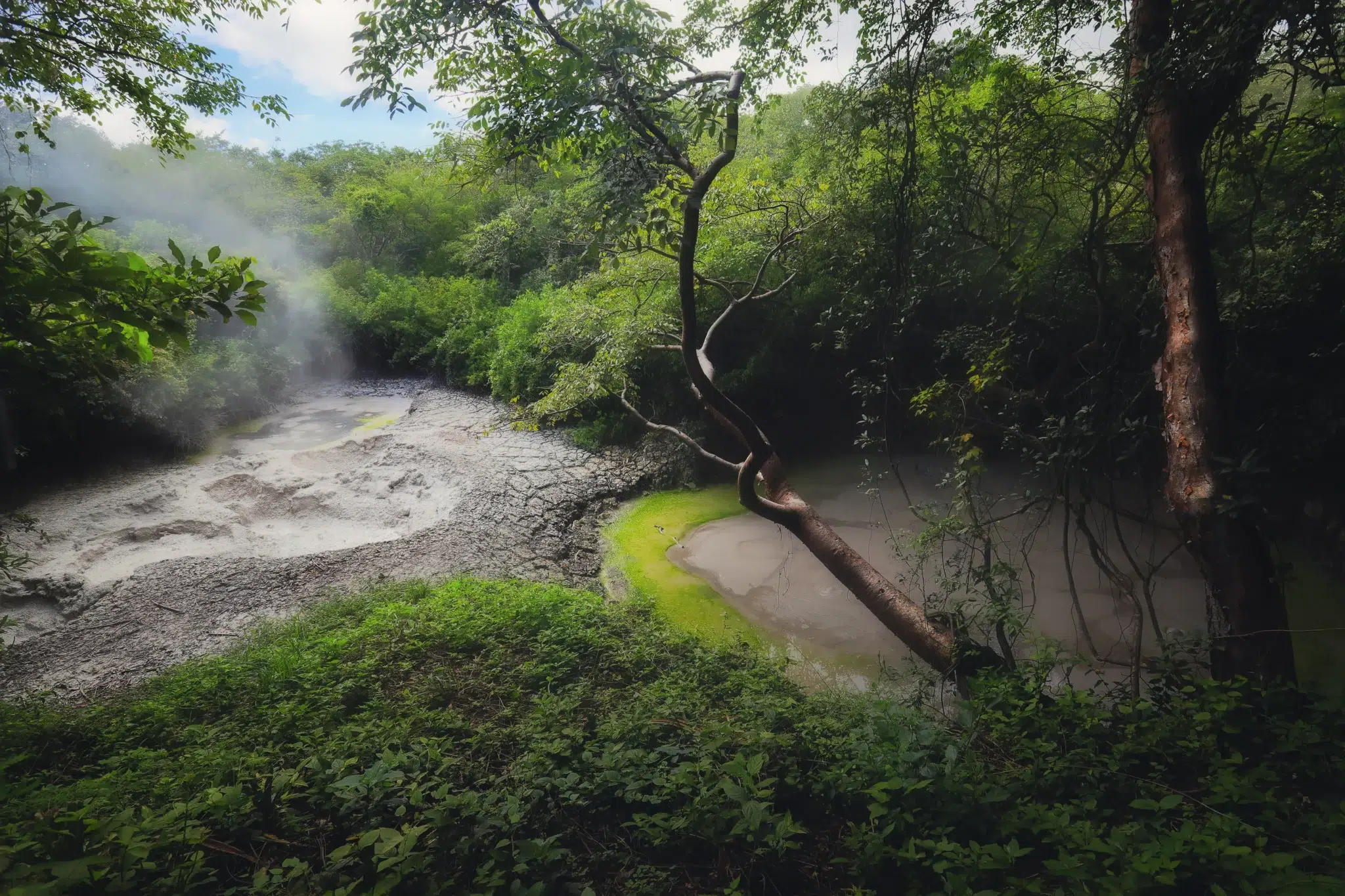 Fumarolas in Rincon de la vieja Costa Rica